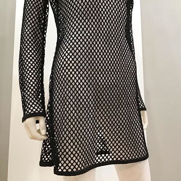 Black Cover Up, Size Medium - Picture 10 of 14